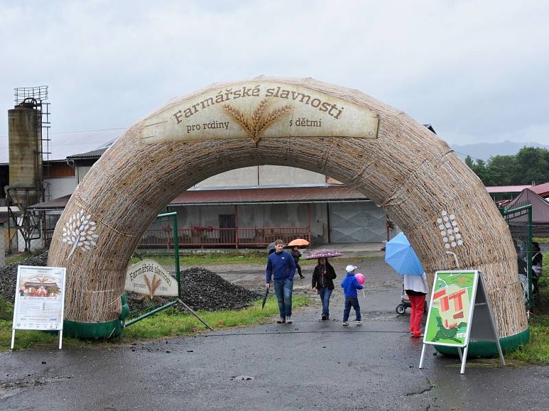 Farmářské slavnosti na ekofarmě Agrofyto v Lidečku; sobota 16. července 2016.