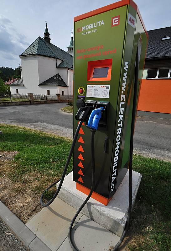 Horní Bečva - v centru obce Horní Bečva lze narazit také na dobíjecí stanici pro elektromobily