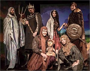 Herci Docela velkého divadla z Litvínova zahrají ve Vsetíně pohádku Démoni Krušných hor aneb princezna stříbrem zakletá.