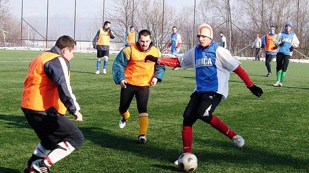 Fotbalisté Poličné (rozlišováky) nastoupili do zápasu proti Podlesí s rezervním týmem a inkasovali těžký direkt. Soupeř jim nastřílel jedenáct branek.