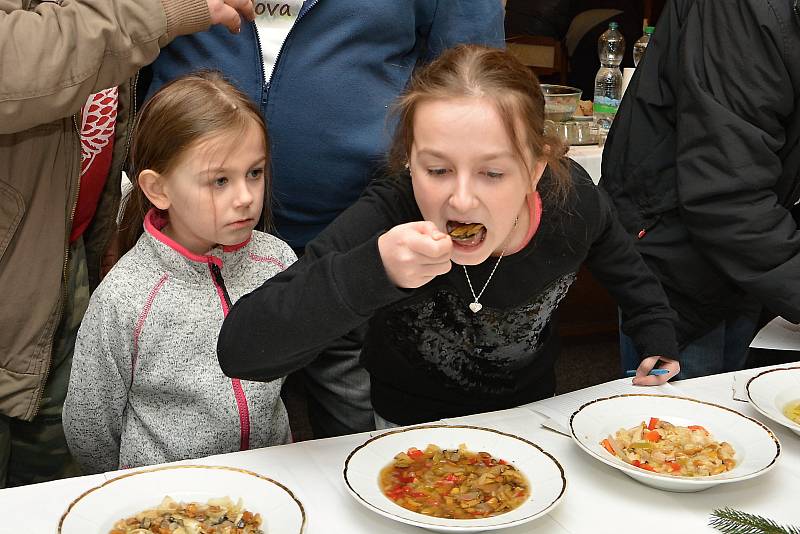 Dvanáctý ročník Francolhotského kyseláče se uskutečnil v sobotu v restauraci Ranč U Zvonu ve Francově Lhotě.