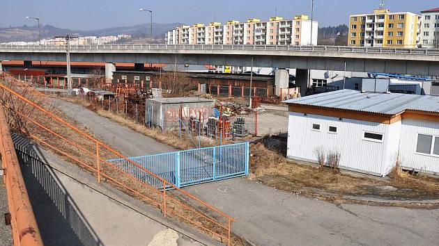 Ve Vsetíně je tématem číslo jedna možná výstavba obchodního centra Tesco v těsné blízkosti fotbalového stadionu v místní části Ohrada