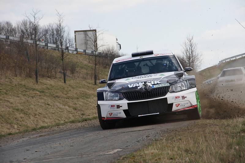 Testování Miroslava Jakeše a Martina Březíka na Valašskou rally