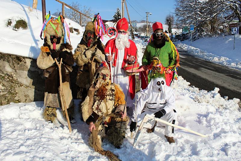 Mikulášská obchůzka v Pulčíně, nejvýše položené obci na Vsetínsku