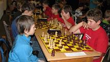Grand Prix v šachu pro mládež uspořádali v prosinci v Karolince. Mladí šachisté dorazili také ze Slovenska.