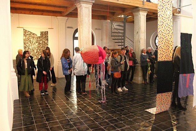 Výstava Barbory Křivské v Galerii Sýpka ve Valašském Meziříčí.