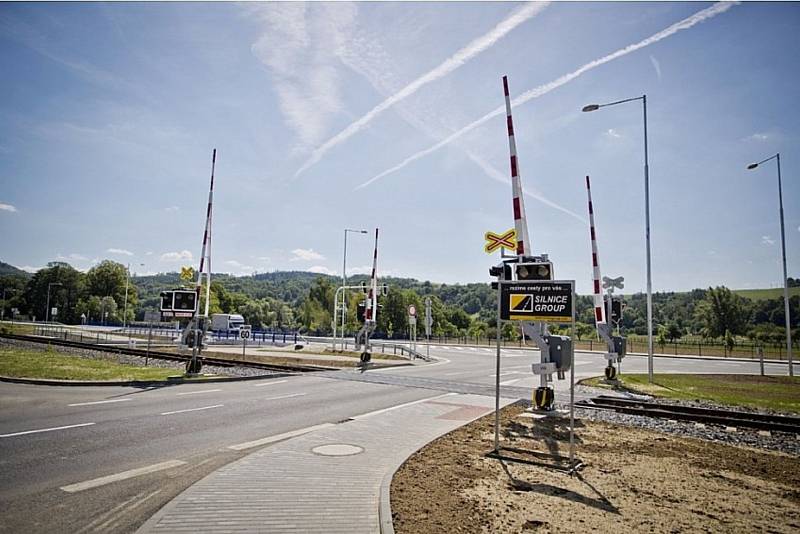 Ředitelství silnic a dálnic ČR dokončilo rekonstrukci frekventované křižovatky u Zubří na Rožnovsku; Zubří, čtvrtek 3. srpna 2017