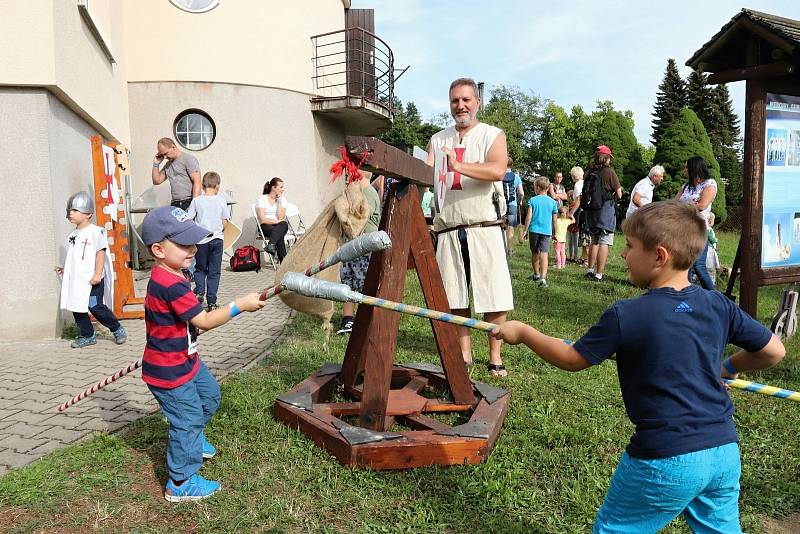 Templářské slavnosti na zámku ve Vsetíně.