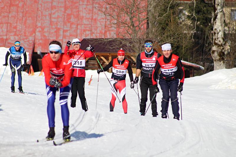 Karlovská 50, která se jela jako jeden ze závodů největšího seriálu zimních běhů na lyžích SkiTour 2019 se vydařila. Na tratě dlouhé 10, 25 a 50 km se v sobotu 16. února vydalo šest stovek závodníků.