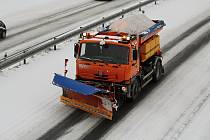 Zimní údržba silnic ve Zlínském kraji. Ilustračí foto.