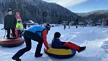 Snowtubing ve Ski areálu Razula ve Velkých Karlovicích; neděle 31. ledna 2021