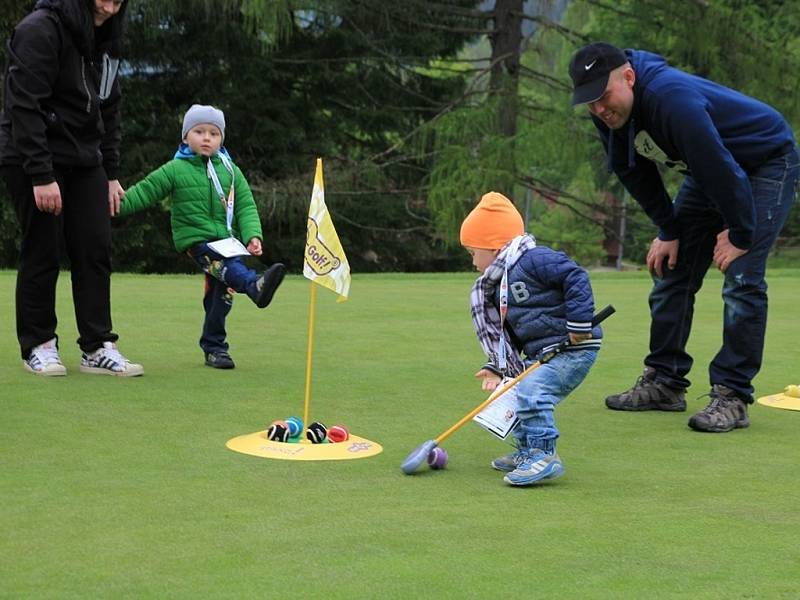 Golfová neděle.