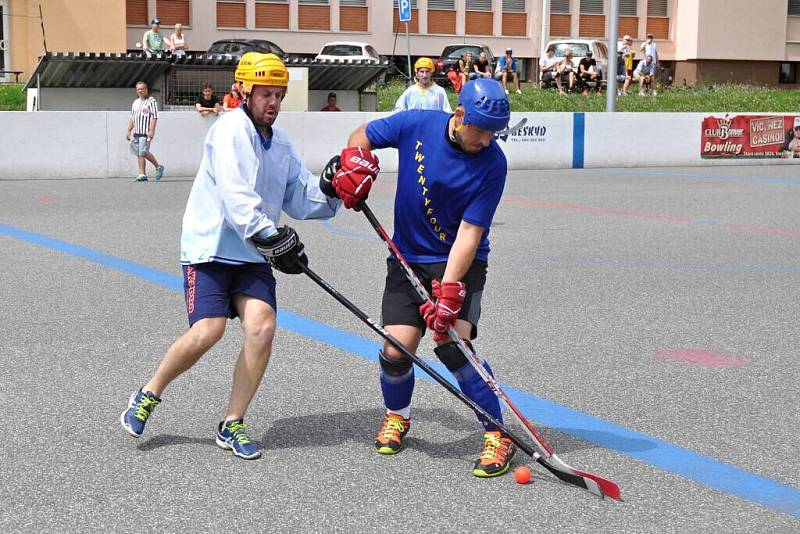 Benefiční hokejbalový turnaj Stoupa Cup ve Vsetíně