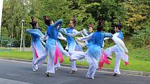 49. Liptálské slavnosti. Tanečníci z čínského souboru Regina Dance Group