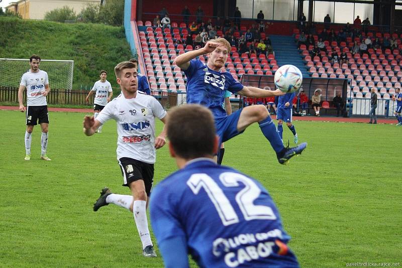 Fotbalisté Valašského Meziříčí prohráli s Polankou nad Odrou 0:2.