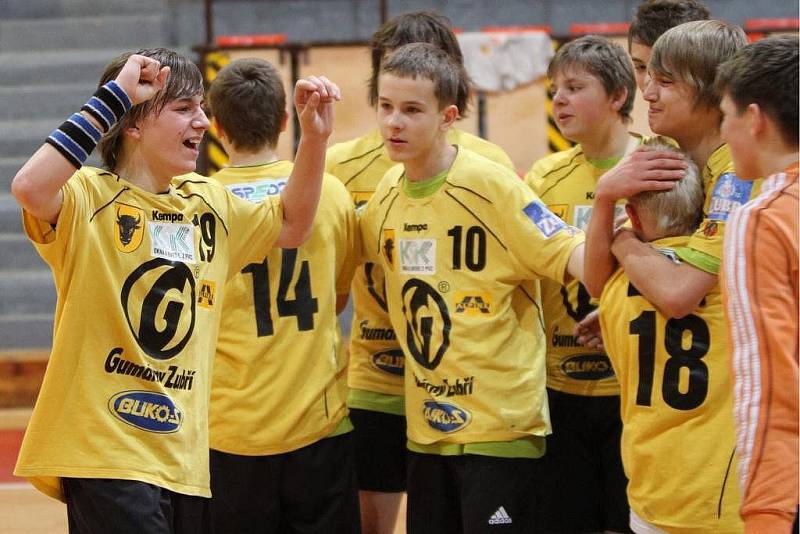 Starší žáci HC Zubří zvítězili na megaturnaji Prague Handball Cup 2011. 
