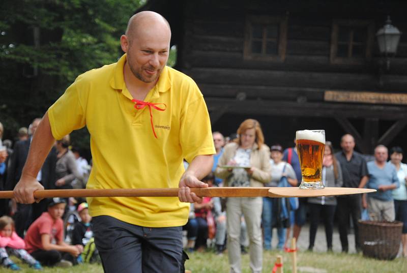 Pekaři ze všech koutů se v sobotu 13. července 2019 sjeli do rožnovského skanzenu na 26. ročník Pekařské soboty.