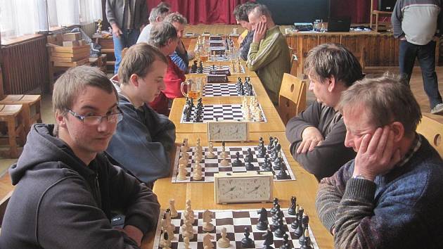OBRAZEM: Hornolidečsko se utkalo v šachu - Valašský deník