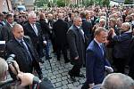 Prezident Miloš Zeman se setkal s obyvateli Valašského Meziříčí na prostranství u galerie Sýpka