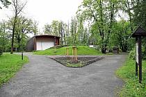 Park u zámku Kinských ve Valašském Meziříčí prošel rozsáhlou obnovou; květen 2021