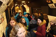 Protidrogový vlak dorazil 27. března na nádraží ve Vsetíně. Program přilákal davy žáků vsetínských základních škol.