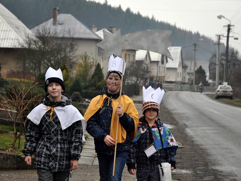 Ve Francově Lhotě na Hornolidečsku se v sobotu 4. ledna 2014 uskutečnila tradiční charitní Tříkrálová sbírka.
