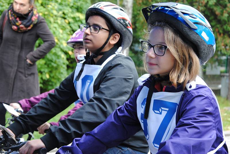 Sluchově postižení cyklisté zápolí ve dnech 5. a 6. října ve Valašském Meziříčí v mezinárodní dopravní soutěži.