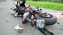 Tragická nehoda motorkáře s autem v Dolní Bečvě - 1. srpna 2018