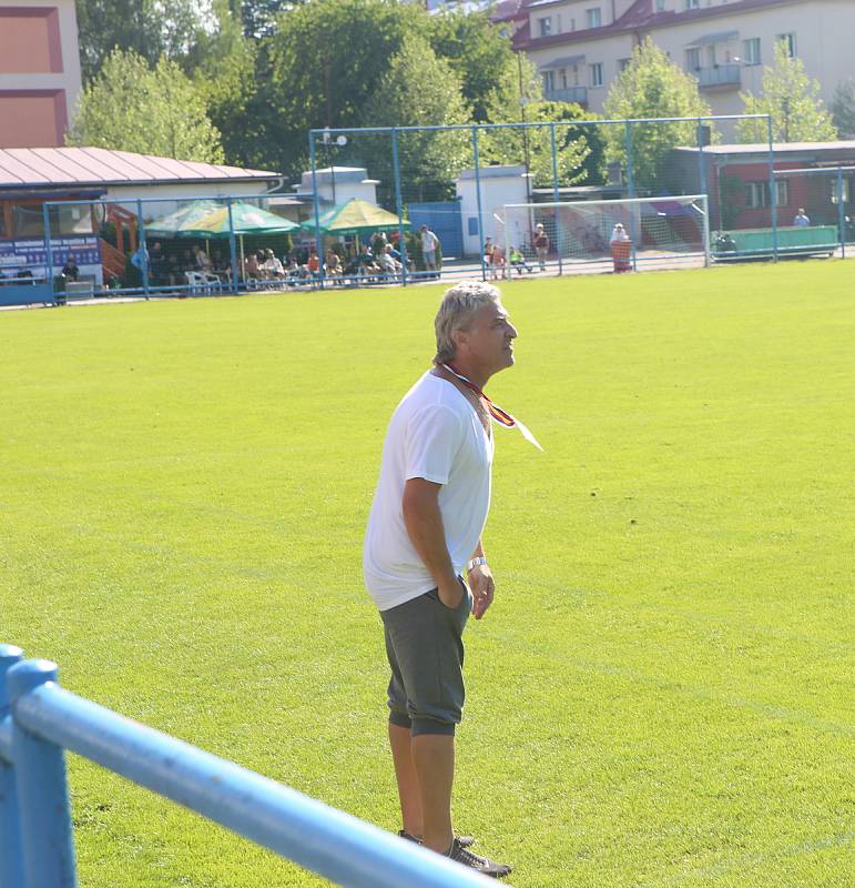 Fotbalisté Vsetína v derby porazili Valašské Meziříčí 2:0.