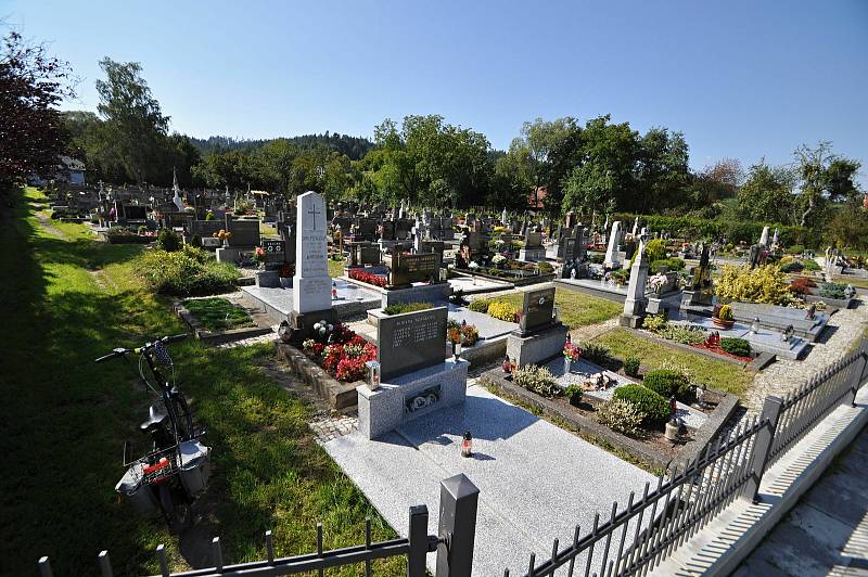 Vidče - hřbitov