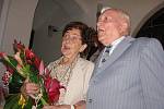 Manželé Milena a Zdeněk Chlápkovi si v sobotu (2. 7. 2011) připomněli 60 let společného života
