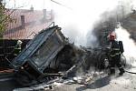 Rozsáhlý požár kamionu u Rožnova pod Radhoštěm, požár likvidovaly čtyři jednotky hasičů ze dvou krajů.