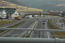 Rychlostí 110 kilometrů v hodině se u Vsetína mezi Semetínem a Jablůnkou jezdit nebude.