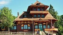 Obnovená chata Libušín na Pustevnách v Beskydech; úterý 28. července 2020