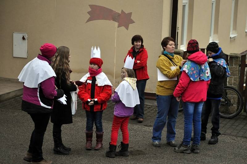 Ve Francově Lhotě na Hornolidečsku se v sobotu 4. ledna 2014 uskutečnila tradiční charitní Tříkrálová sbírka.