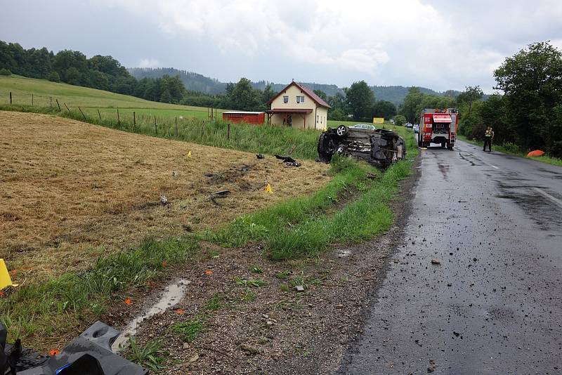 Tragická dopravní nehoda u Rožnova pod Radhoštěm; neděle 10. června 2018