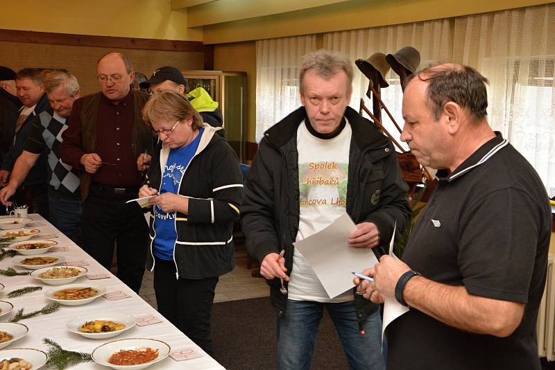 Dvanáctý ročník Francolhotského kyseláče se uskutečnil v sobotu v restauraci Ranč U Zvonu ve Francově Lhotě.