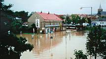 Zaplavené autobusové nádraží ve Valašském Meziříčí.