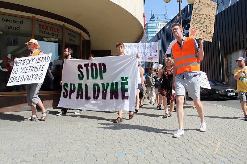 Protest proti stavbě spalovny v centru Vsetína - 13. 6. 2019