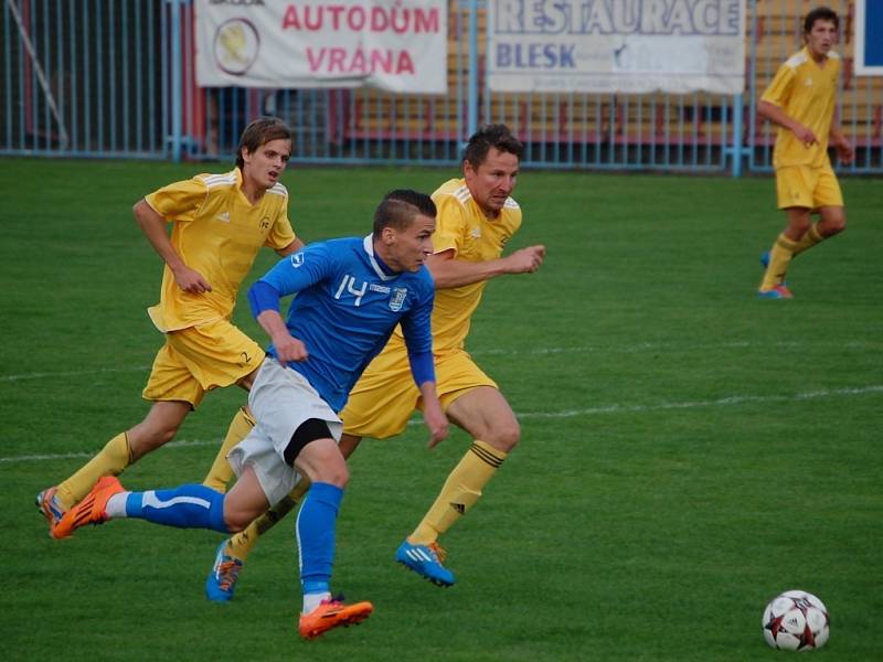 Fotbalisté Velkých Karlovic+Karolinky urvali ve středu 10. září v Havířově šťastnou remízu 1:1. 