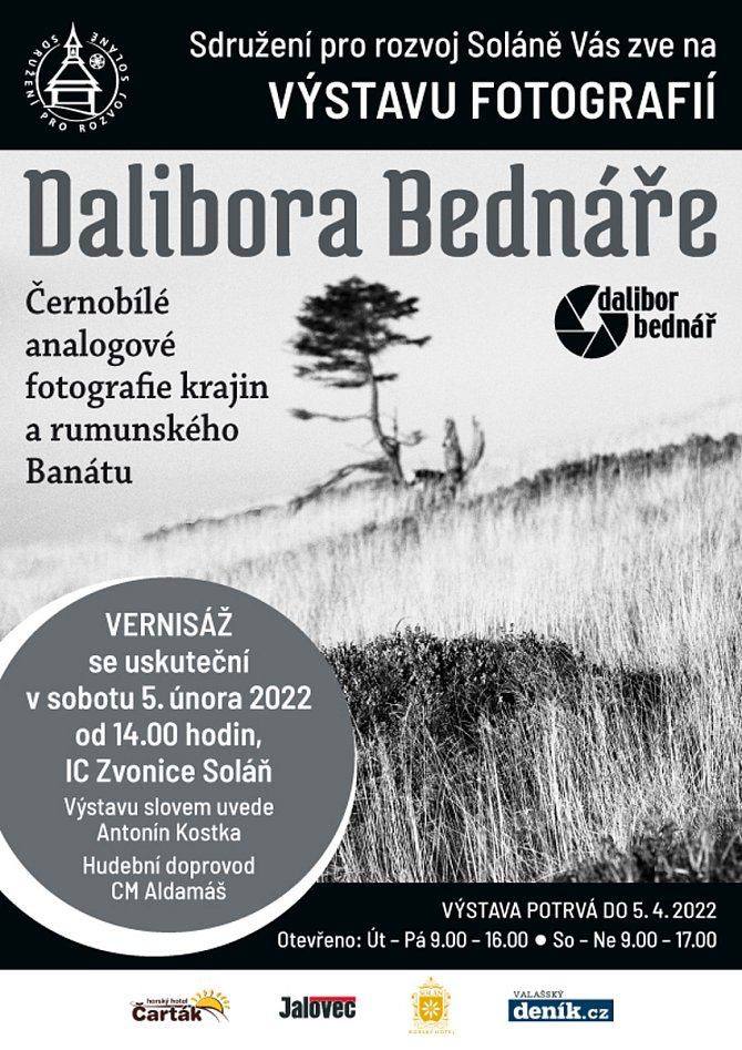 Plakát k výstavě černobílých fotografií krajin z dílny fotografa Dalibora Bednáře.