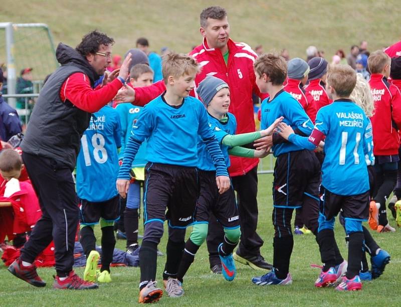 Valmez cup 2015 ve Valašském Meziříčí, turnaj ročníků 2005 a mladších.