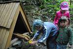 Slavnostní otevírání obnovené Černé studánky v Podhájí u Valašského Meziříčí