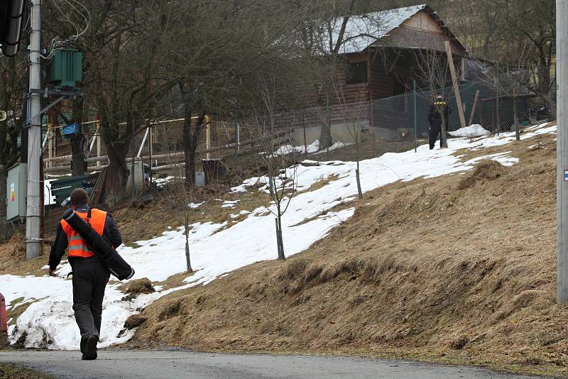 Lvi ve Zděchově zabili v úterý 5. března 2019 ráno svého chovatele. Policisté museli obě šelmy zastřelit.