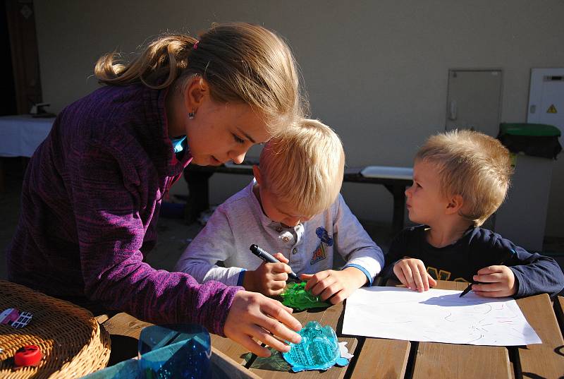 Recyklohrátky ve Valašském Ekocentru ve Valašském Meziříčí; neděle 14. října 2018