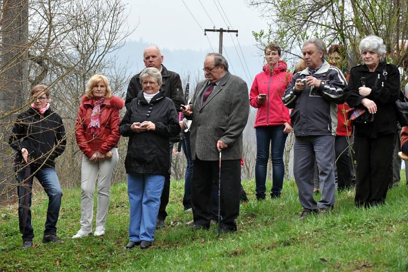 Pietní akt u příležitosti 70. výročí vypálení Juříčkova mlýna v Leskovci na Hornolidečsku konaný 17. dubna 2015.