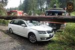 Východ Zlínského kraje zasáhly v sobotu 26. srpna 2023 po poledni silné bouřky. Hasiči vyjeli více než padesátkrát. Čerpali vodu ze silnic i domů, odstraňovali také popadané stromy.
