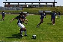 Fotbalisté Valašského Meziříčí remizovali ve velkém vedru s Hranicemi 2:2. Foto: