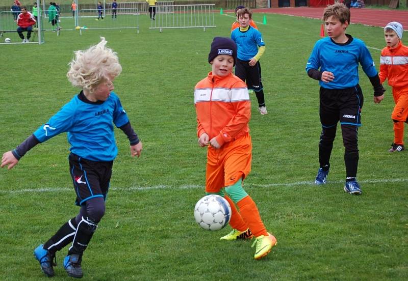 Valmez cup 2015 ve Valašském Meziříčí, turnaj ročníků 2005 a mladších.