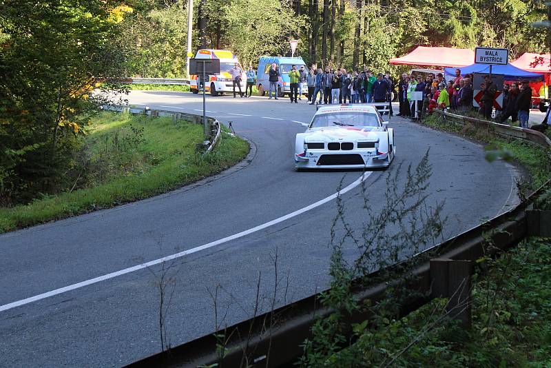 Závody do vrchu mezi Malou Bystřicí a Dušnou